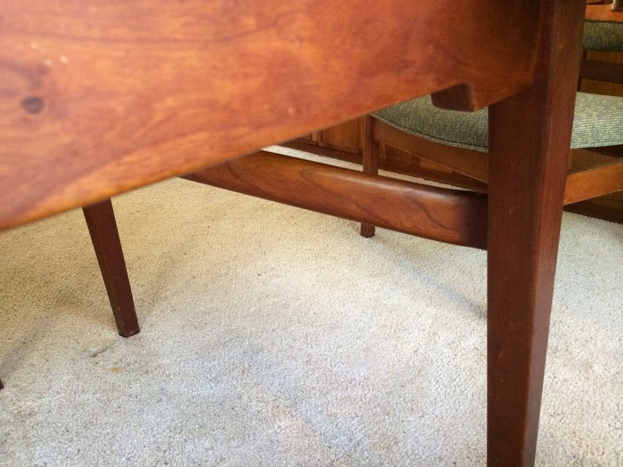 Jens Risom Walnut Dining Table with 6 Chairs and 3 Leaves [Photo 36]