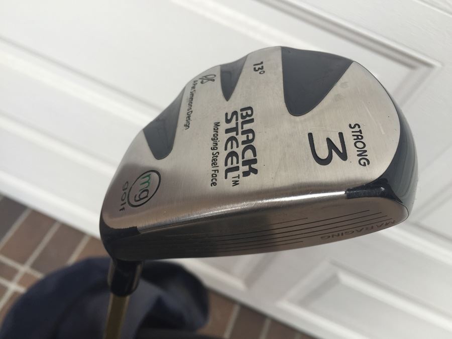 Golf Bag With Clubs [Photo 9]