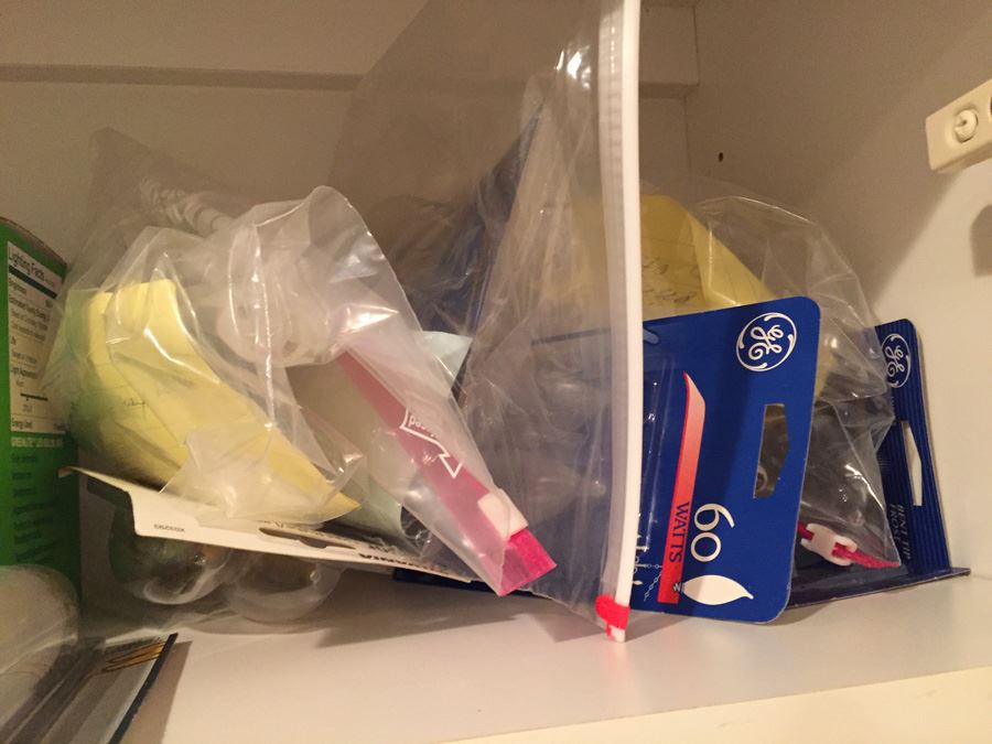 Huge Cleaning Supplies, Lightbulb And Shoe Shine Lot [Photo 9]