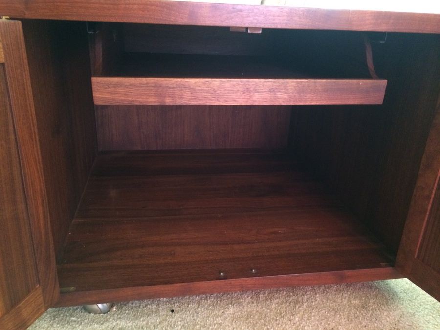 Rare Edward Wormley Dunbar Janus Chest [Photo 11]