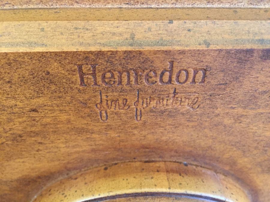 Henredon Fine Furniture Side Table [Photo 4]