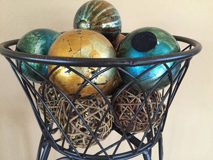 Designer Metal Basket With Legs And Decorative Balls [Photo 3]