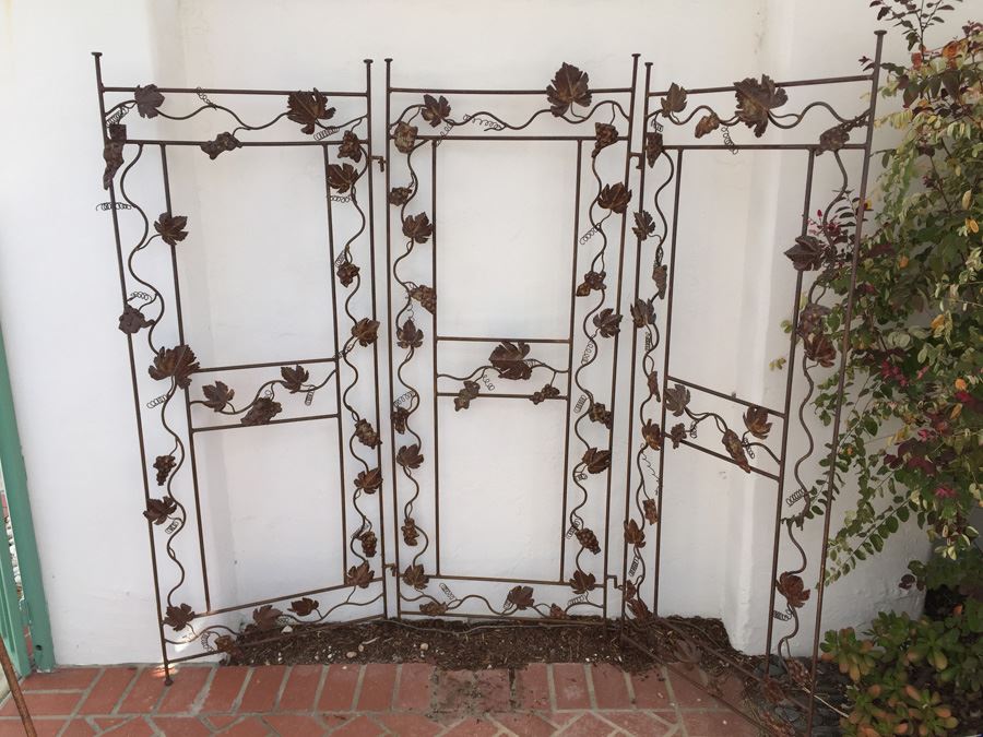 Stunning Three Panel Hinged Garden Trellis Decorated With Grapes And Leaves