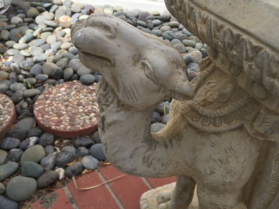Vintage Cement Camel Garden Plant Stand [Photo 2]