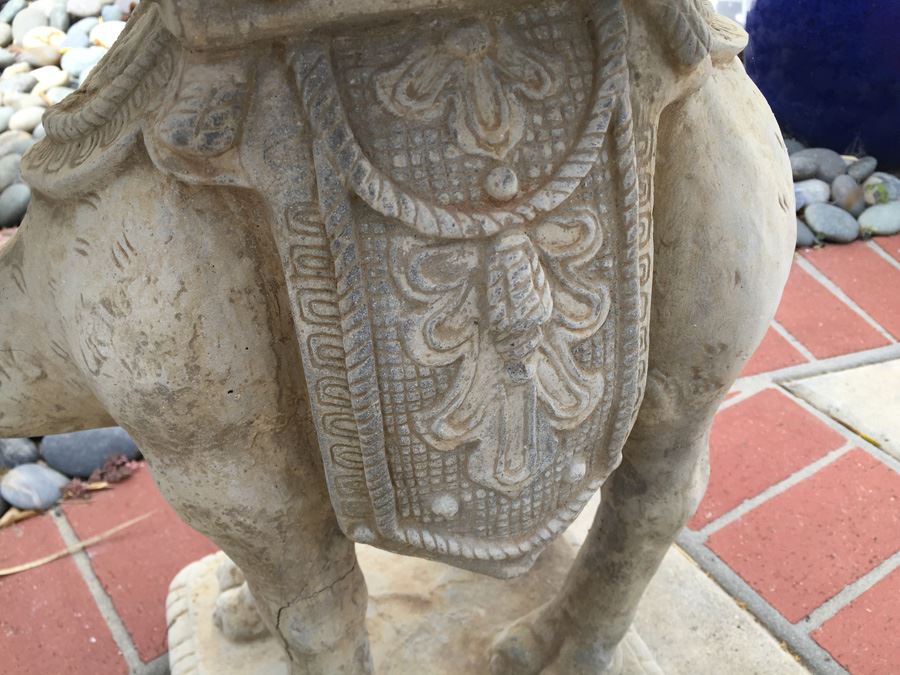 Vintage Cement Camel Garden Plant Stand [Photo 3]