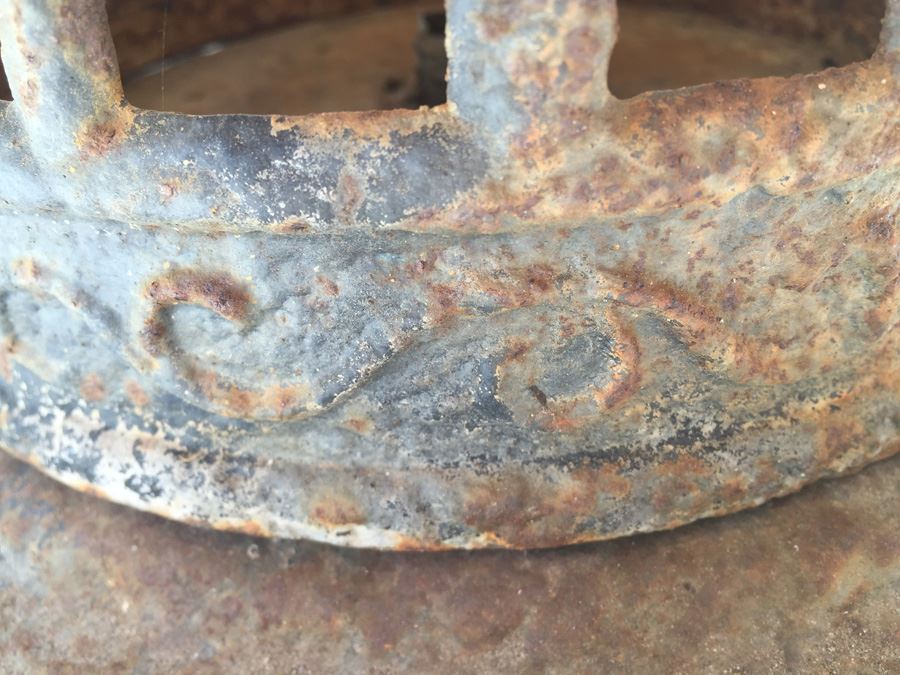 Vintage Outdoor Metal Asian Lantern [Photo 10]