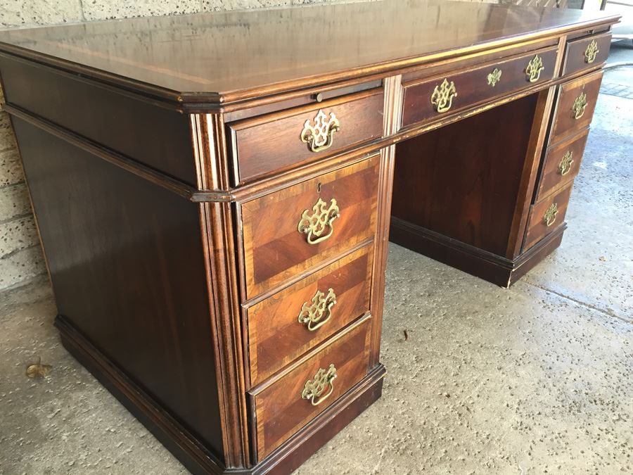 Vintage LANE Desk [Photo 5]