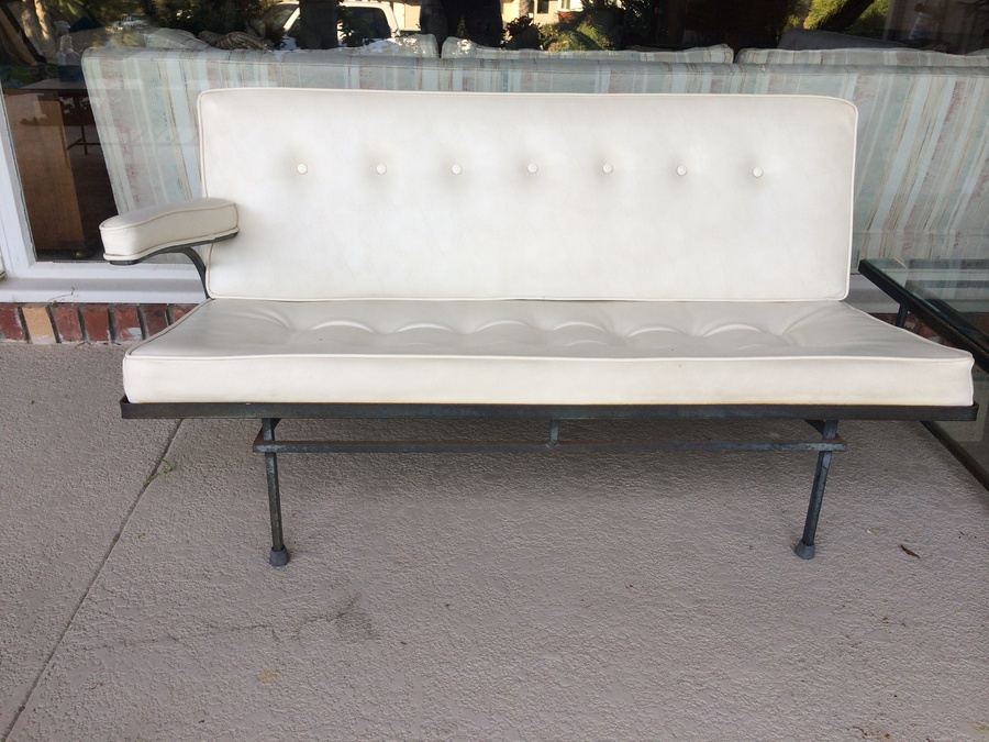Lee Woodard Patio Set - 2 Sofas + Side Table [Photo 4]