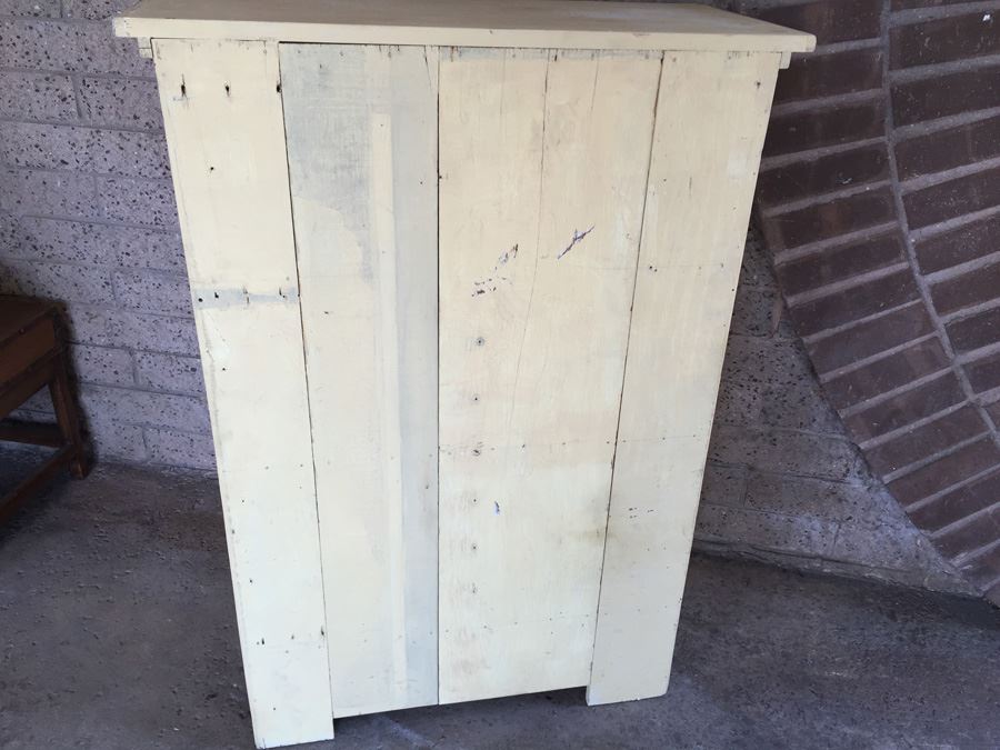 Vintage Shabby Chic Country Cabinet With Doors [Photo 18]