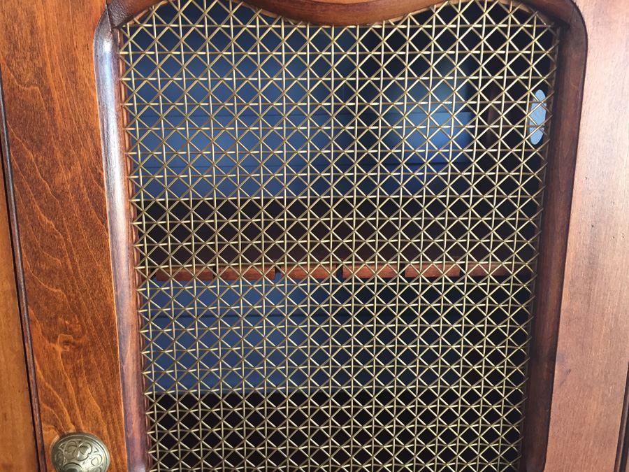 Antique American Pastry Cupboard Pie Safe c. 1880-1890 Estimate $1,000 [Photo 7]