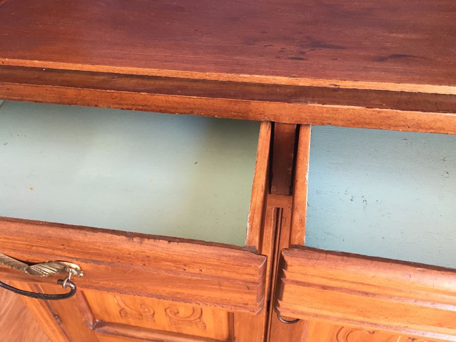 Antique American Pastry Cupboard Pie Safe c. 1880-1890 Estimate $1,000 [Photo 12]