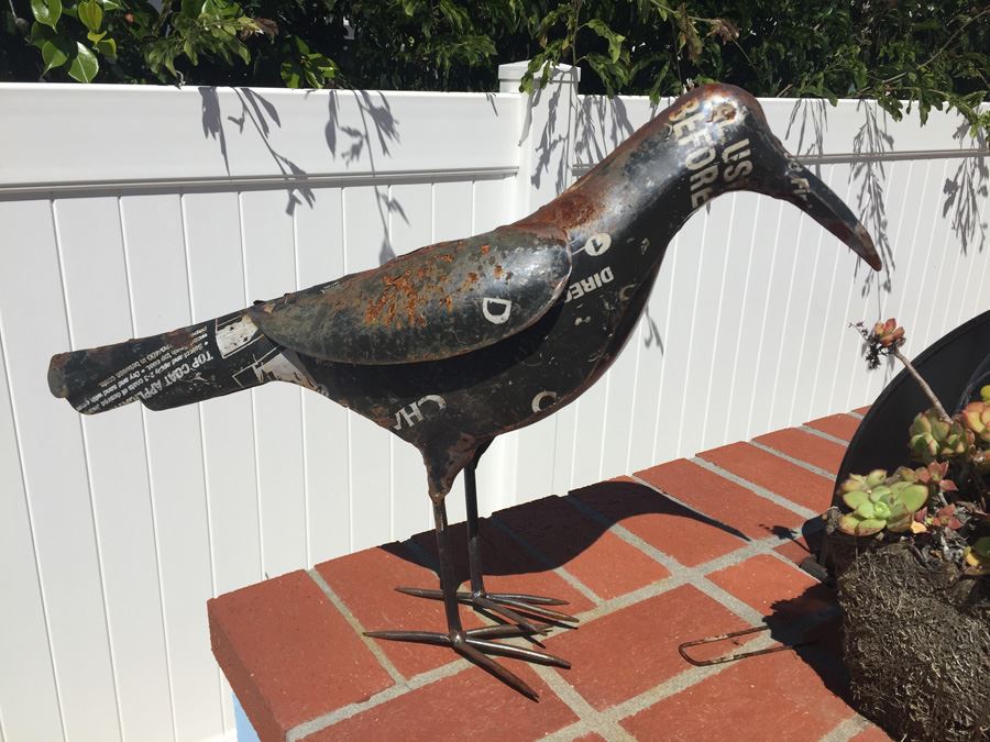 Metal Crow Sculpture [Photo 6]