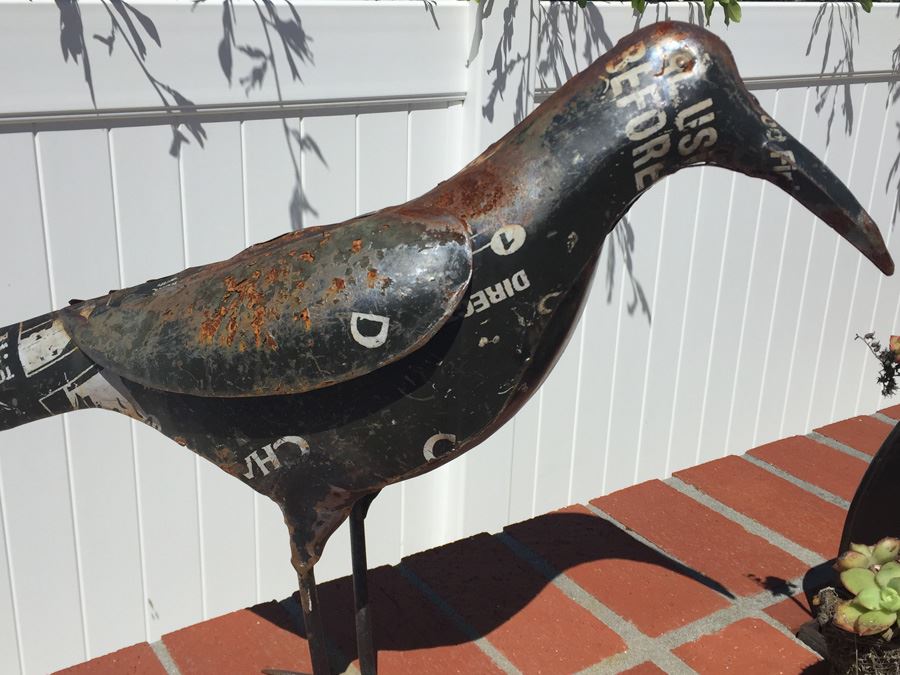 Metal Crow Sculpture [Photo 8]