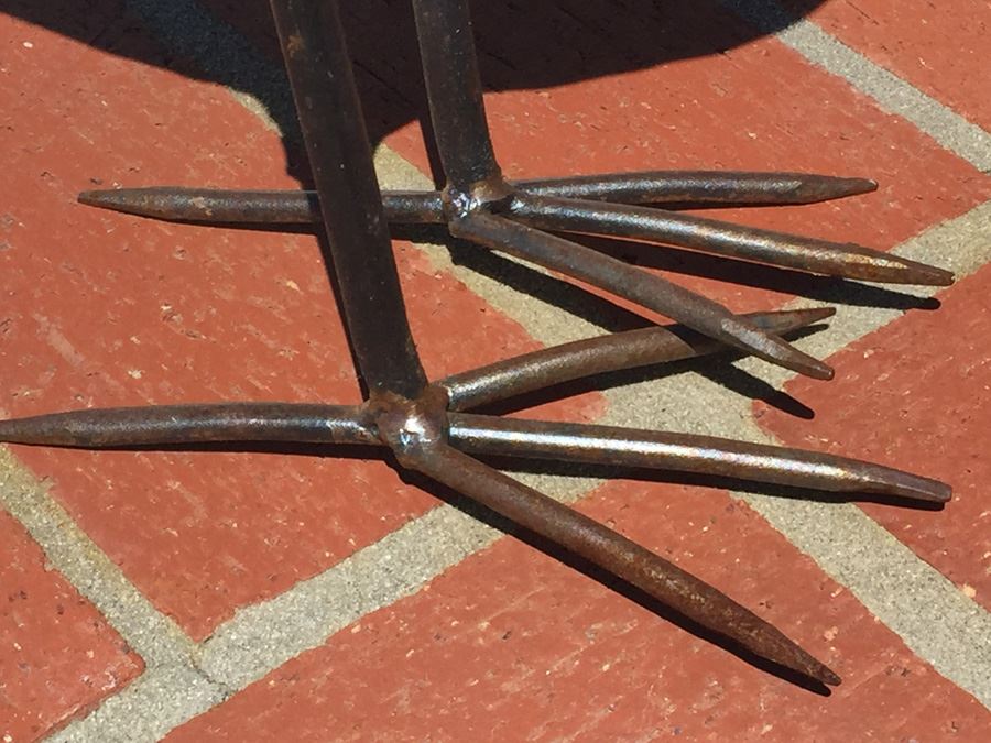 Metal Crow Sculpture [Photo 7]