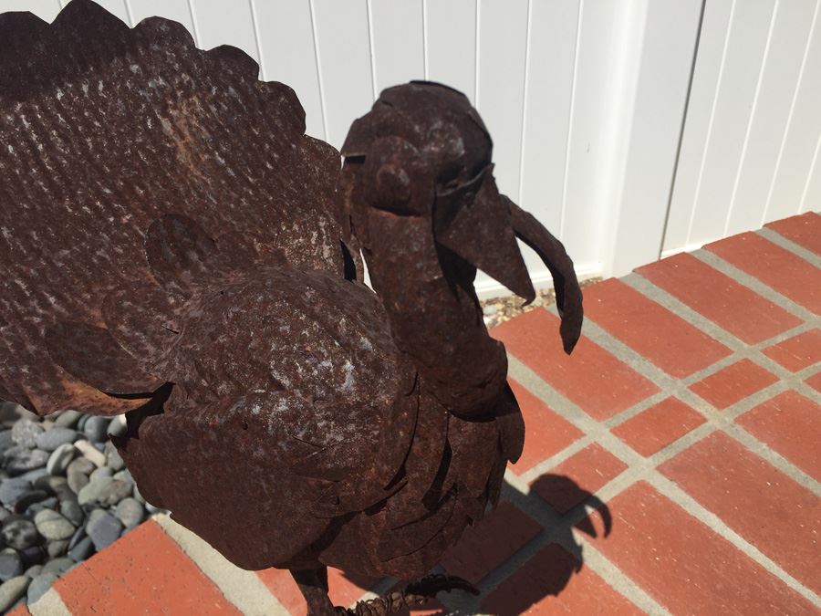 Metal Rooster Garden Sculpture [Photo 3]