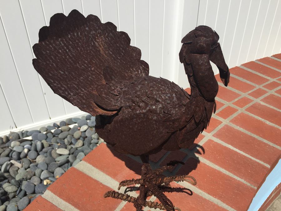 Metal Rooster Garden Sculpture [Photo 2]