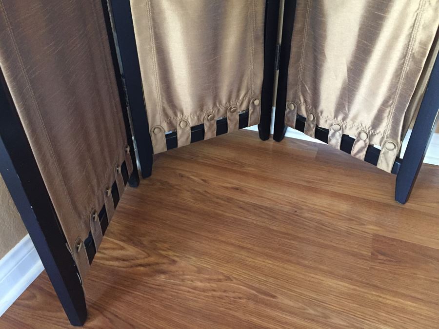 Three Panel Screen [Photo 4]