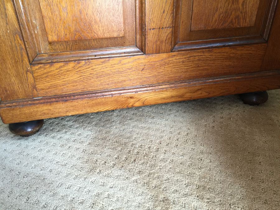 Beautiful Antique Cabinet With Lock And Skeleton Key [Photo 14]