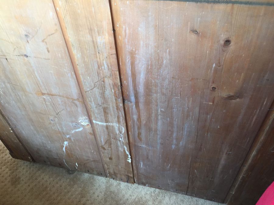 Beautiful Antique Cabinet With Lock And Skeleton Key [Photo 17]