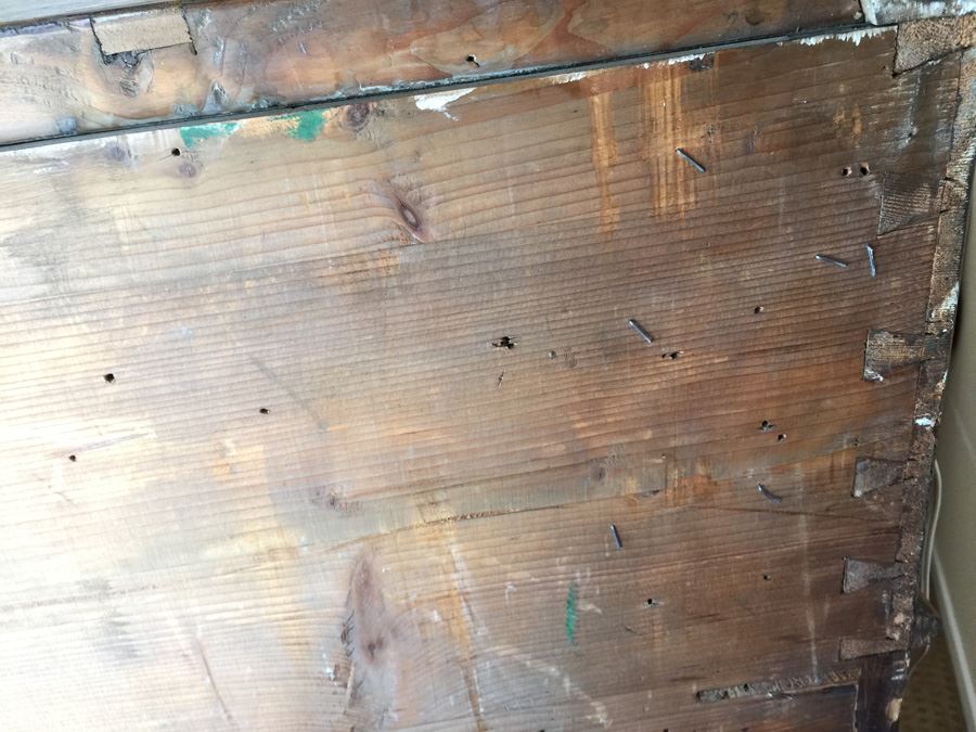 Beautiful Antique Cabinet With Lock And Skeleton Key [Photo 18]