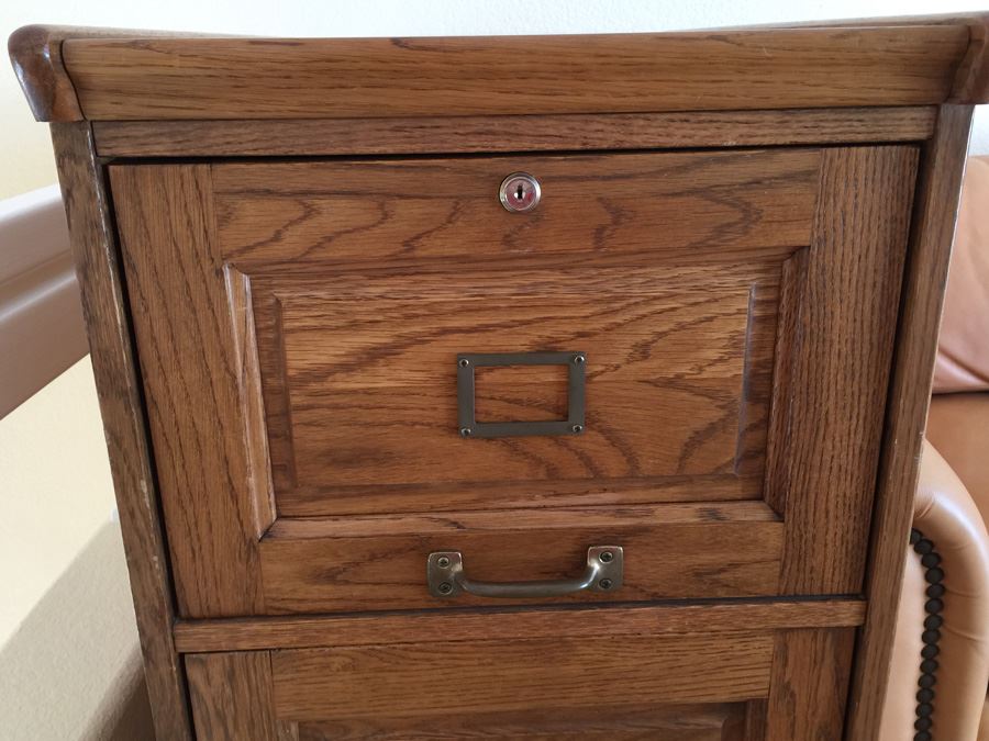 3-Drawer Wooden Filing Cabinet [Photo 2]