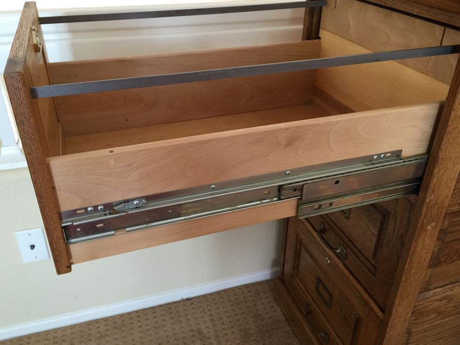 3-Drawer Wooden Filing Cabinet [Photo 4]