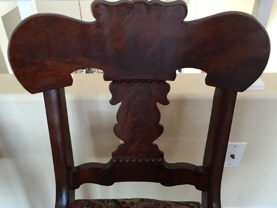 Antique Dining Chairs [Photo 2]