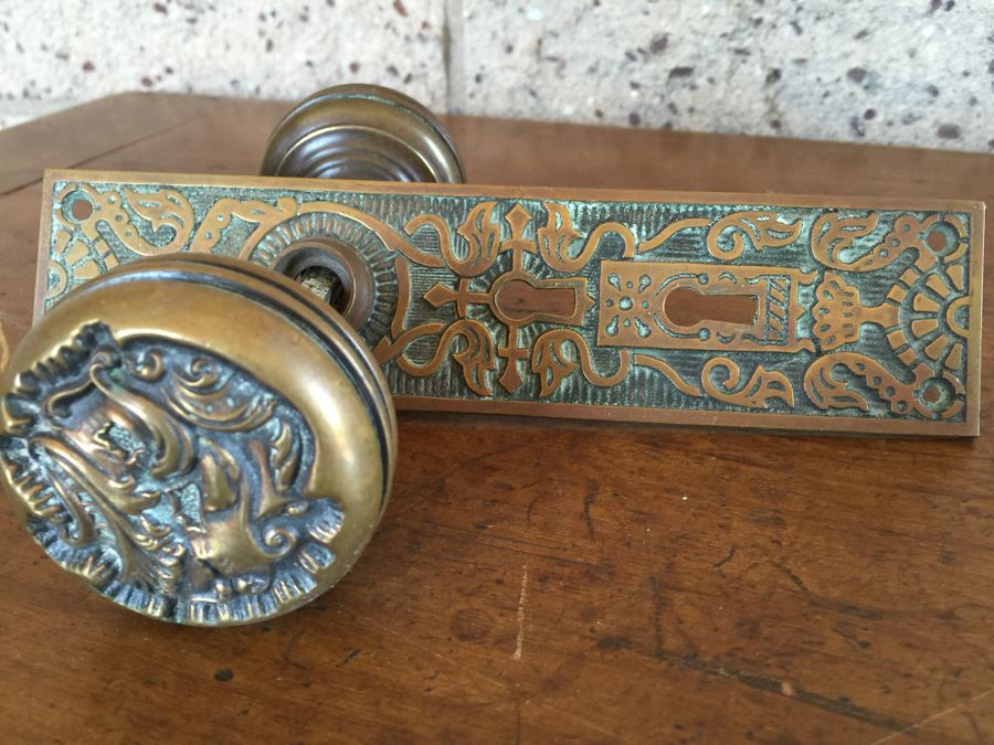 Vintage Door Hardware Door Knobs [Photo 7]