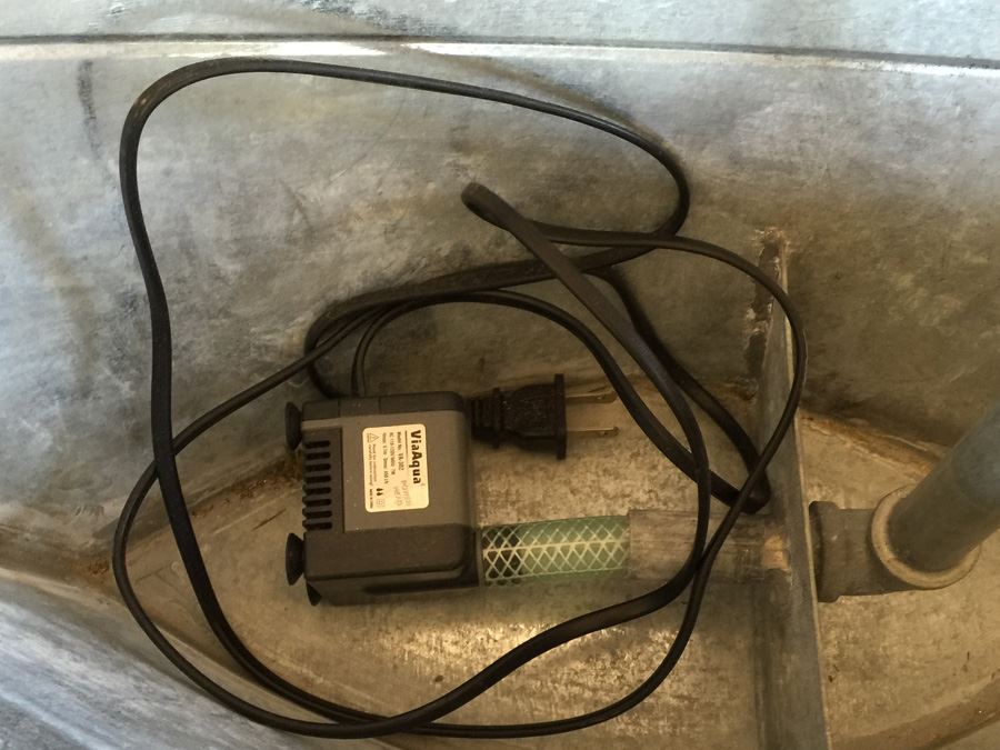 Galvaninzed Metal Ship And Fish Fountain [Photo 3]