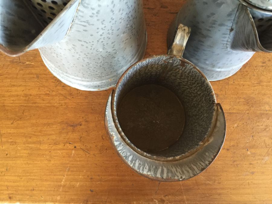 Vintage Graniteware Pitcher Lot [Photo 7]