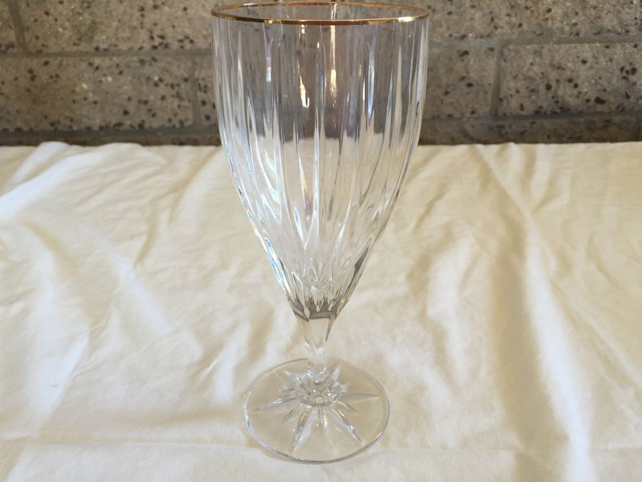 Nice Set Of 8 Gold Rimmed Crystal Stemware [Photo 4]