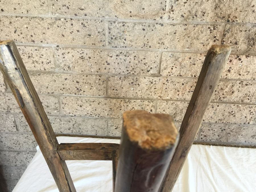 Three Legged Stool [Photo 6]