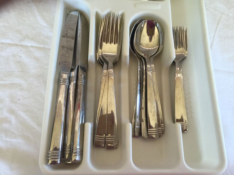 Flatware Set Retroneu With Steak Knife