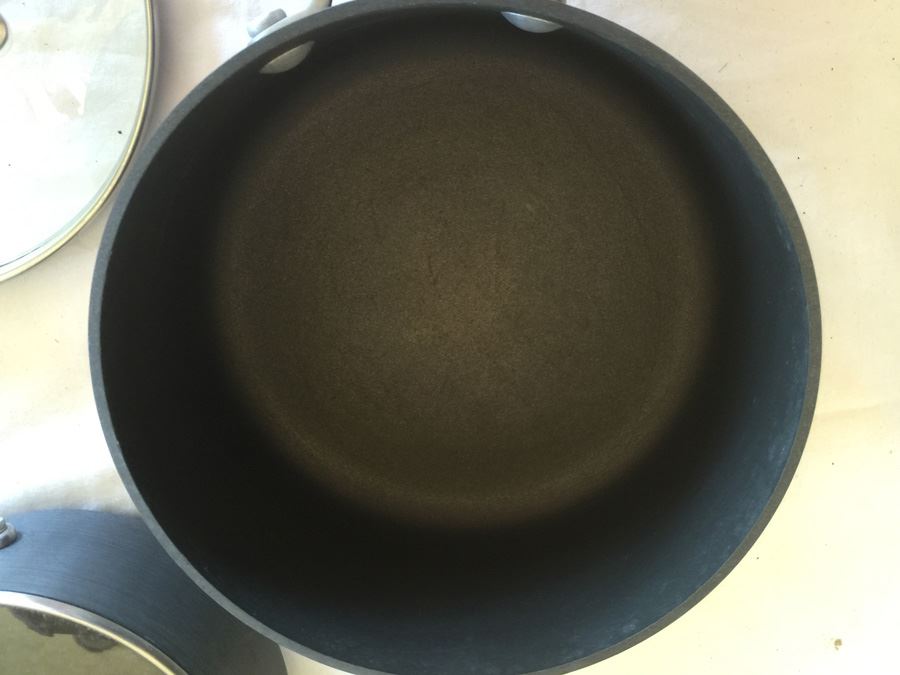 15-Piece Lot Of Pots And Pans Including Calphalon And Regal Ware [Photo 14]