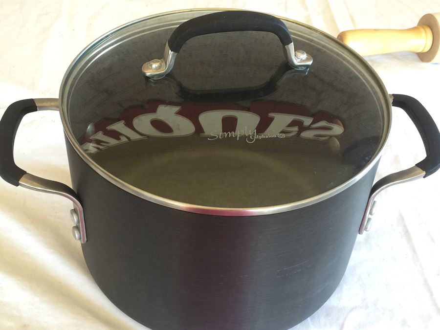 15-Piece Lot Of Pots And Pans Including Calphalon And Regal Ware [Photo 24]