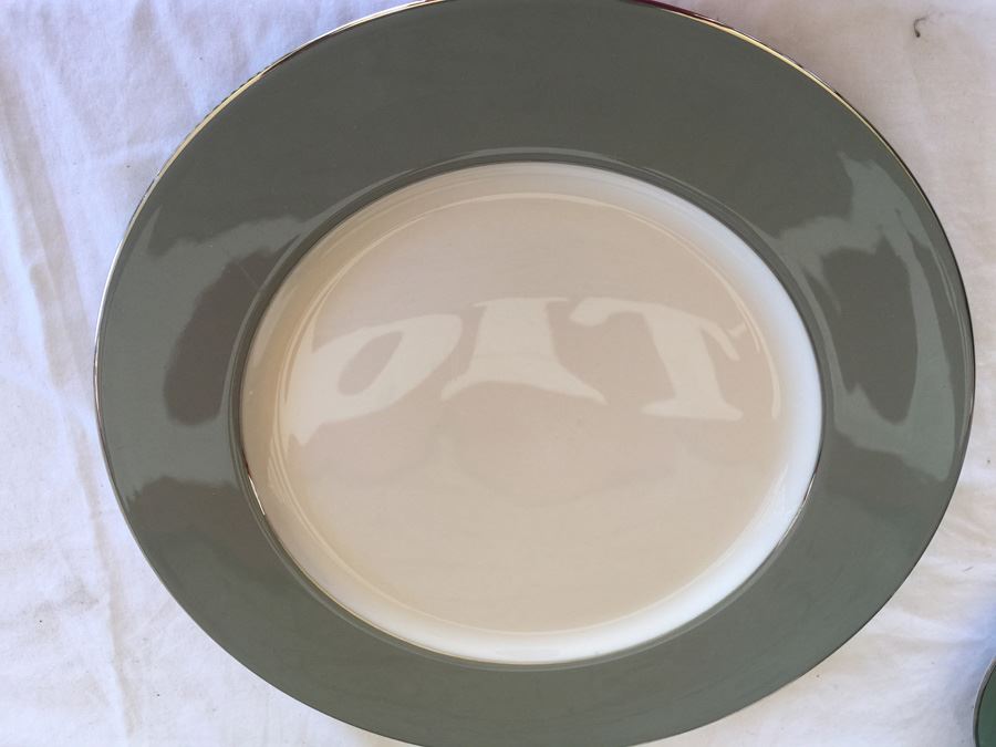 Flintridge China Made In California Platinum Pattern China Set [Photo 8]