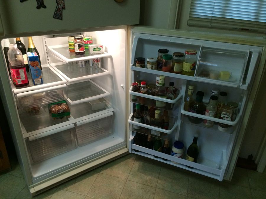 White Whirlpool Gold Top-Freezer Refrigerator [Photo 5]