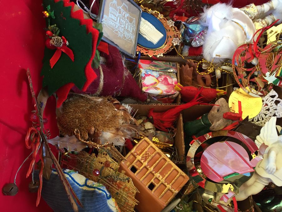 Christmas Decoration Lot [Photo 3]