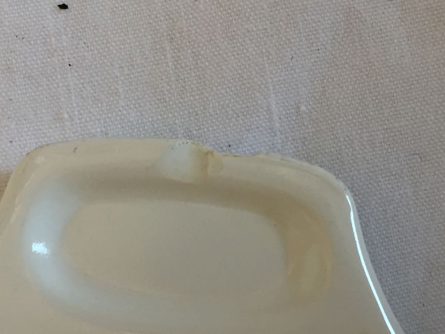 Corningware Lot Note That Two Pieces Have Chips [Photo 12]