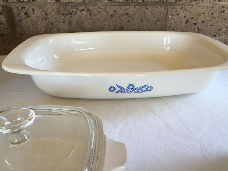 Corningware Lot Note That Two Pieces Have Chips [Photo 5]