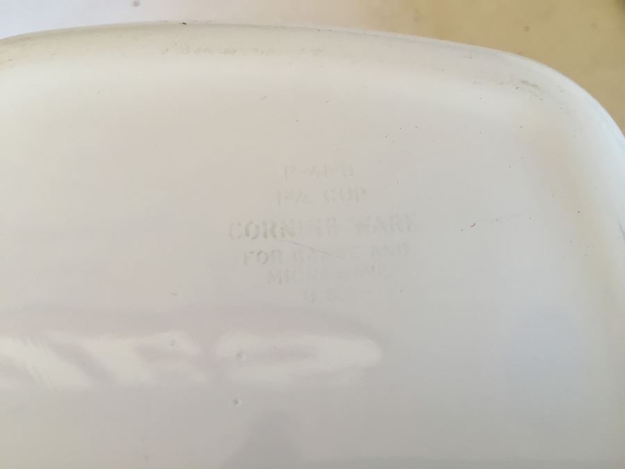 Corningware Lot Note That Two Pieces Have Chips [Photo 11]