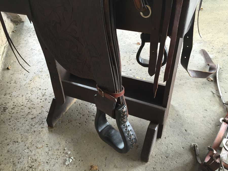 Chas. (Charles) P. Shipley Kansas City, MO Tooled Leather Saddle With Wooden Display Stand Estimate $500-$1,000 [Photo 18]