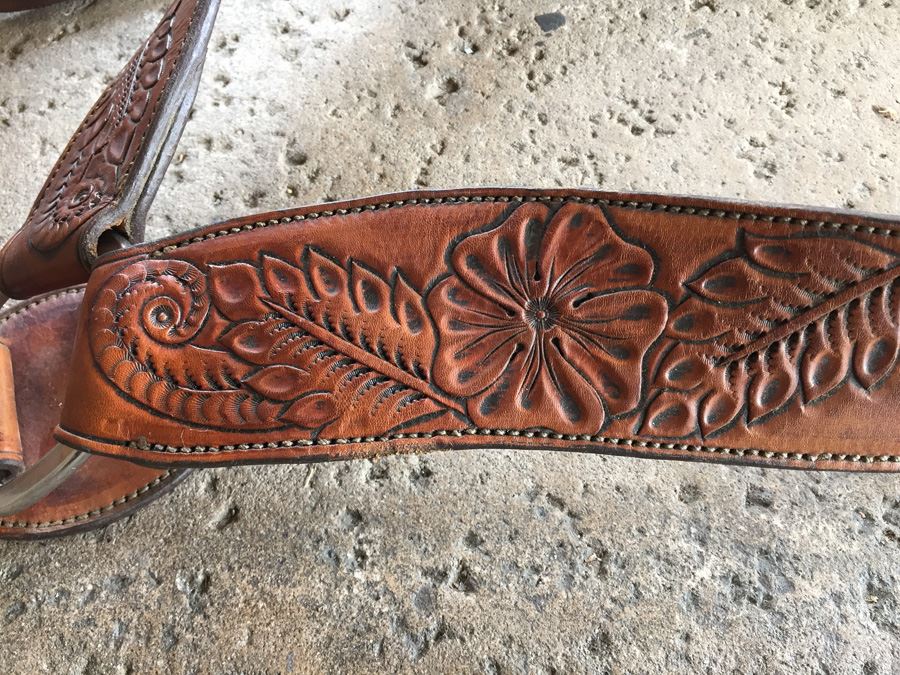 Chas. (Charles) P. Shipley Kansas City, MO Tooled Leather Saddle With Wooden Display Stand Estimate $500-$1,000 [Photo 22]