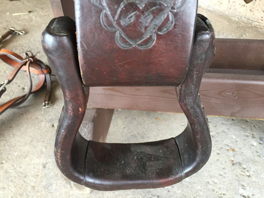 Chas. (Charles) P. Shipley Kansas City, MO Tooled Leather Saddle With Wooden Display Stand Estimate $500-$1,000 [Photo 14]