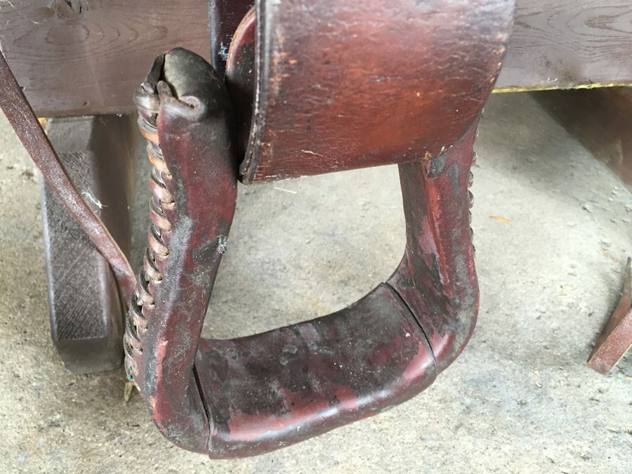 Chas. (Charles) P. Shipley Kansas City, MO Tooled Leather Saddle With Wooden Display Stand Estimate $500-$1,000 [Photo 13]