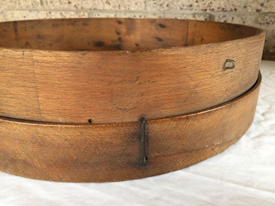Antique Grain Sifter In Great Condition [Photo 5]