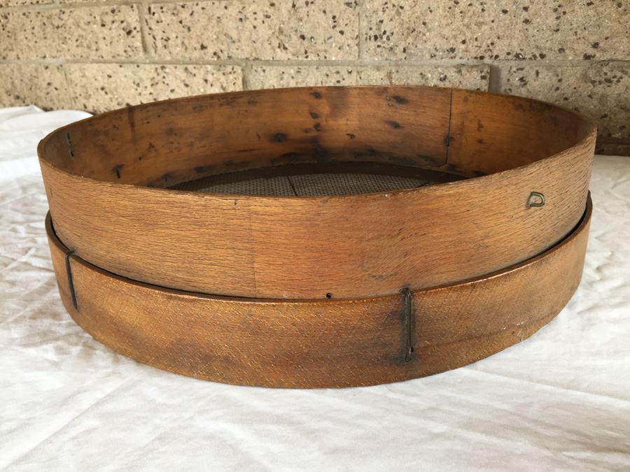 Antique Grain Sifter In Great Condition [Photo 6]