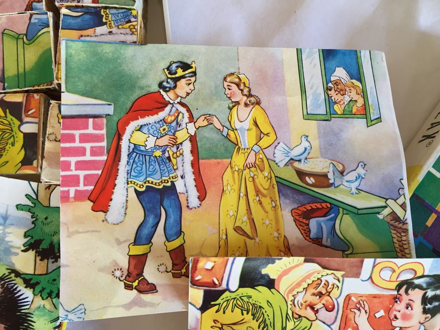 Vintage Toy And Bell Lot [Photo 19]