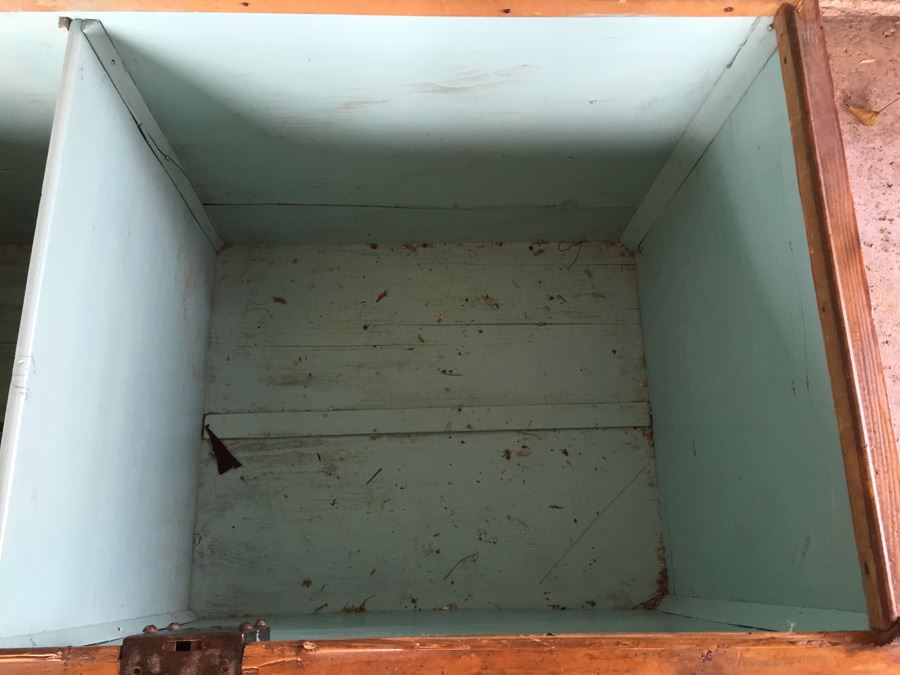 Early American Pine Blanket Chest With Original Hardware And Strapping [Photo 18]
