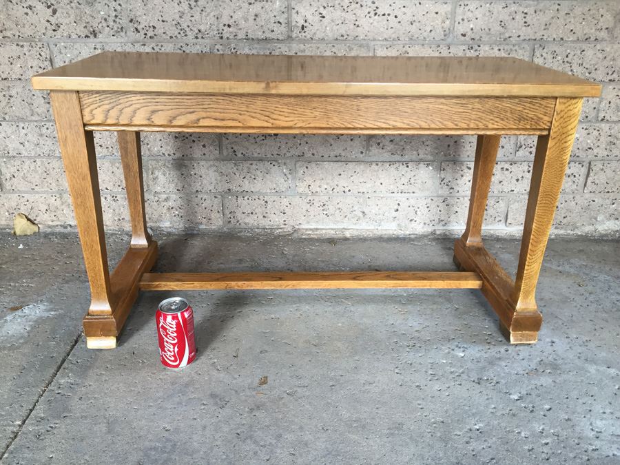 Antique Piano Bench [Photo 1]